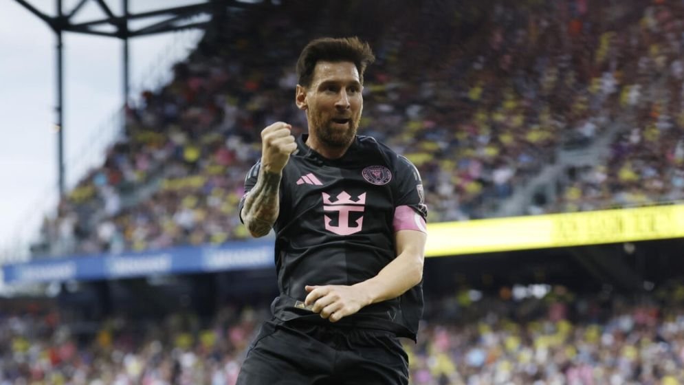 messi hattrick salvages miami 3 points against nashville 68f468bd5b3a0