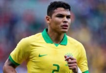 ৪১ বছরে আবার ইউরোপ ফিরলেন তরফের সেরা ব্রাজিলিয়ান ডিফেন্ডার থিয়াগো সিলভা!